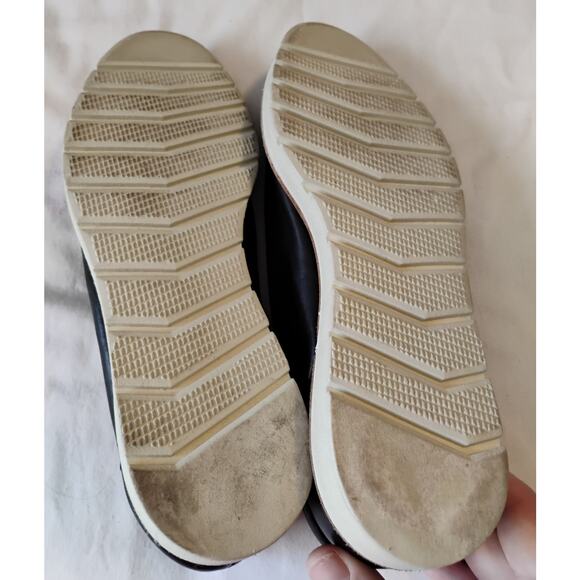 VAN ELi Black Leather Zip Up Loafers Women's Size 7w - Picture 11 of 11